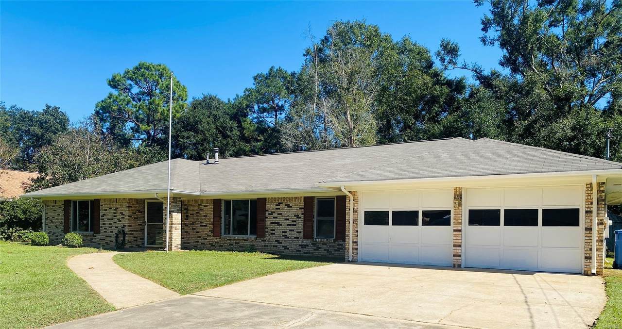 111 Diane Drive - Photo 1