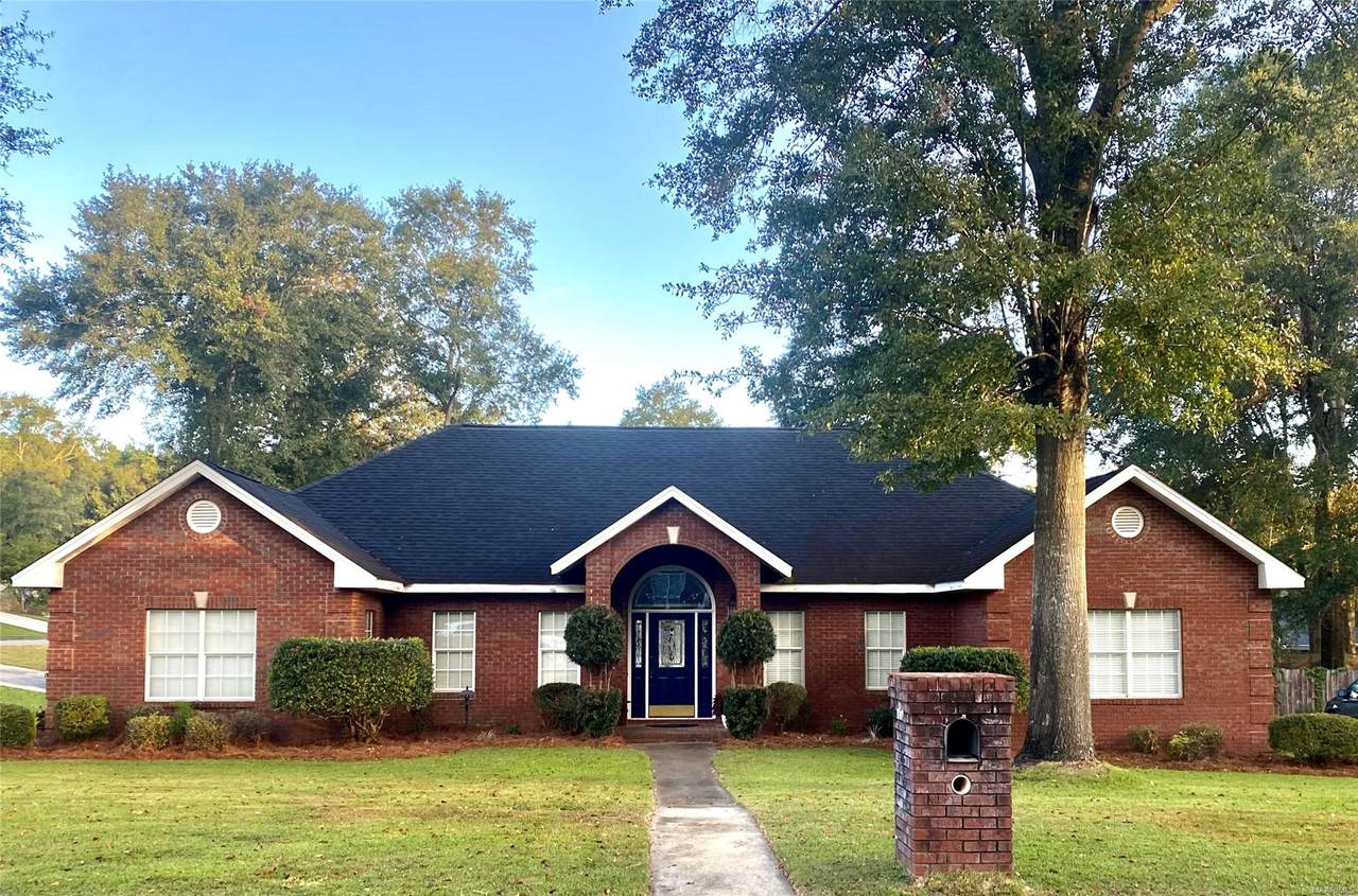 216 Wellston Drive - Photo 1