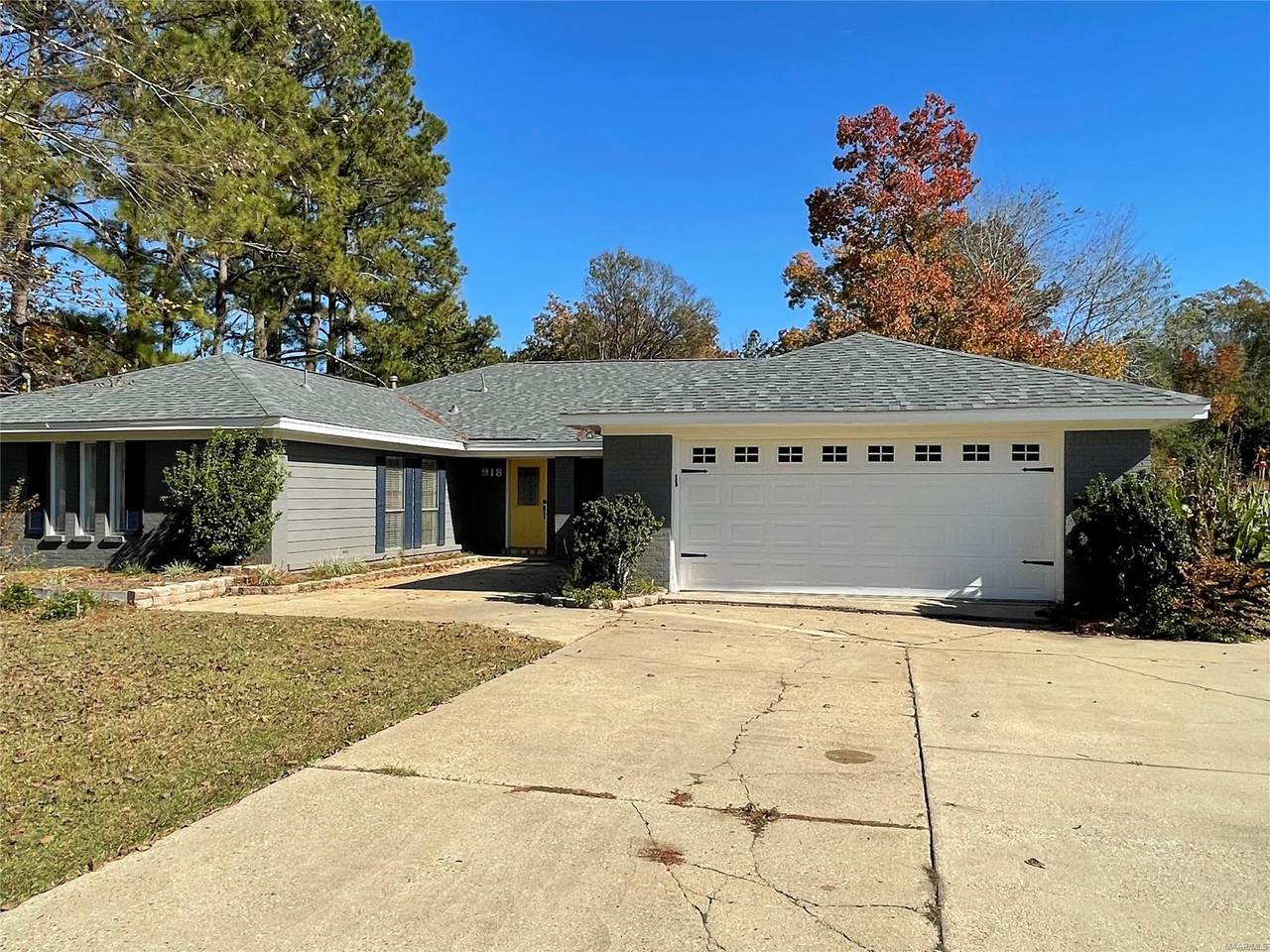 918 Greencrest Street - Photo 1