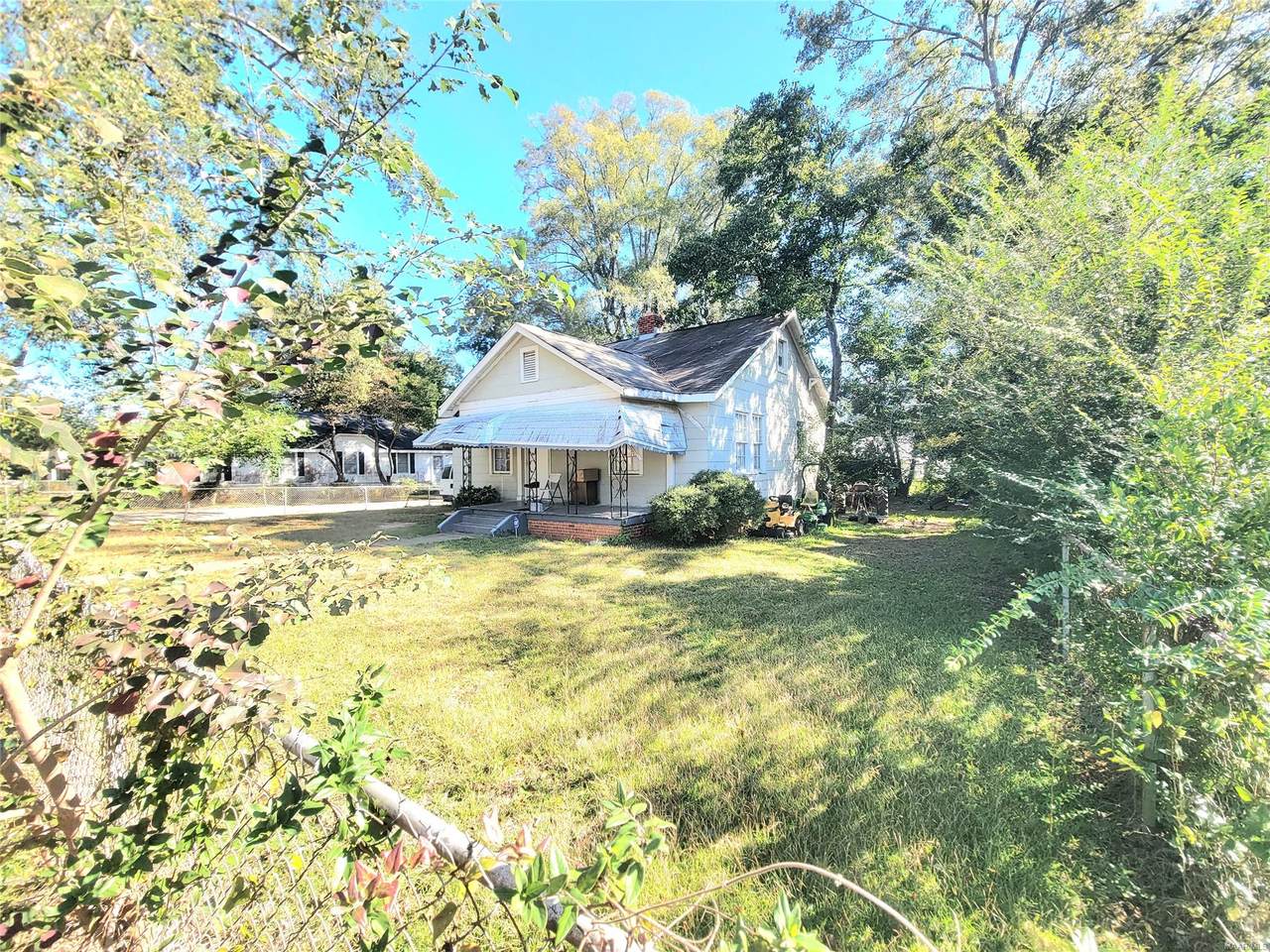 514 5th Street - Photo 1