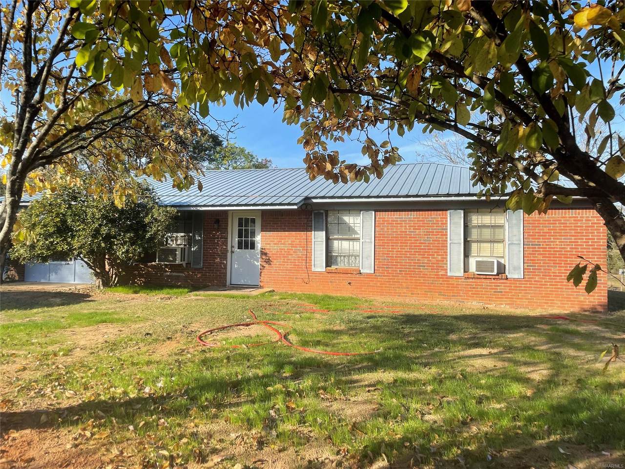 274 Thomley Road - Photo 1