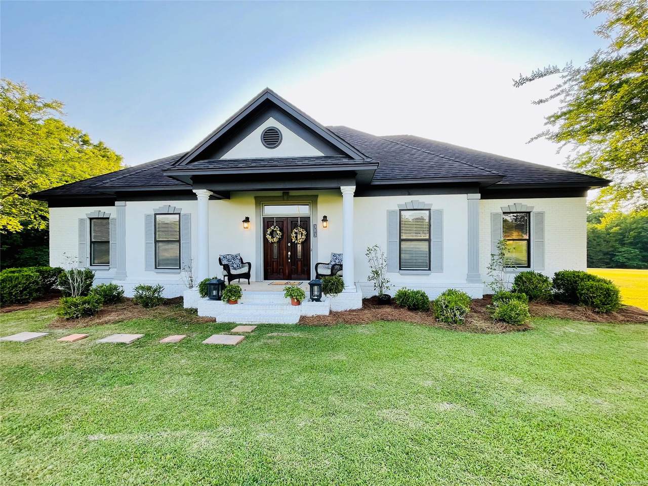 383 Farmington Trace - Photo 1