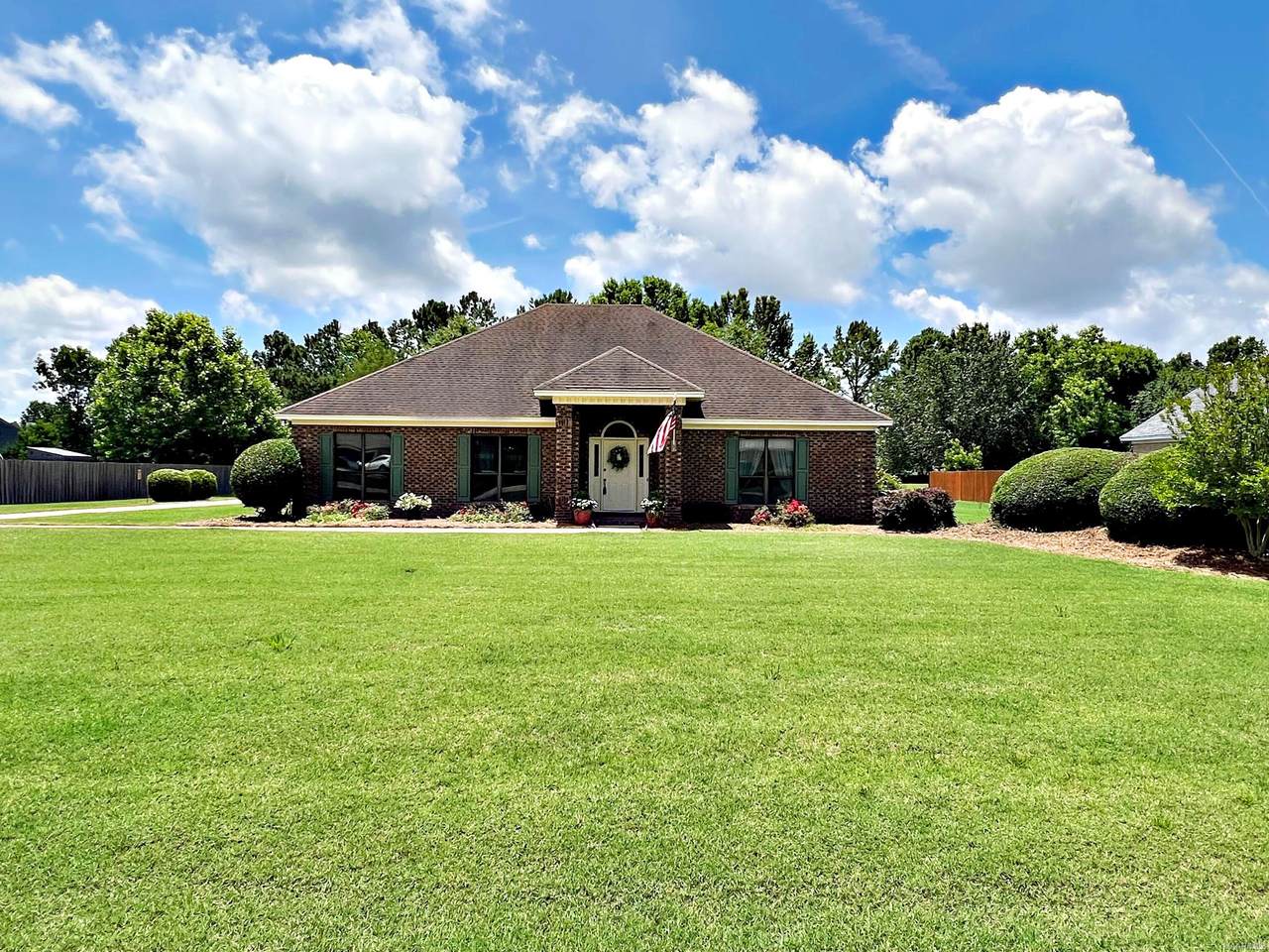 75 Cedar Ridge Drive - Photo 1
