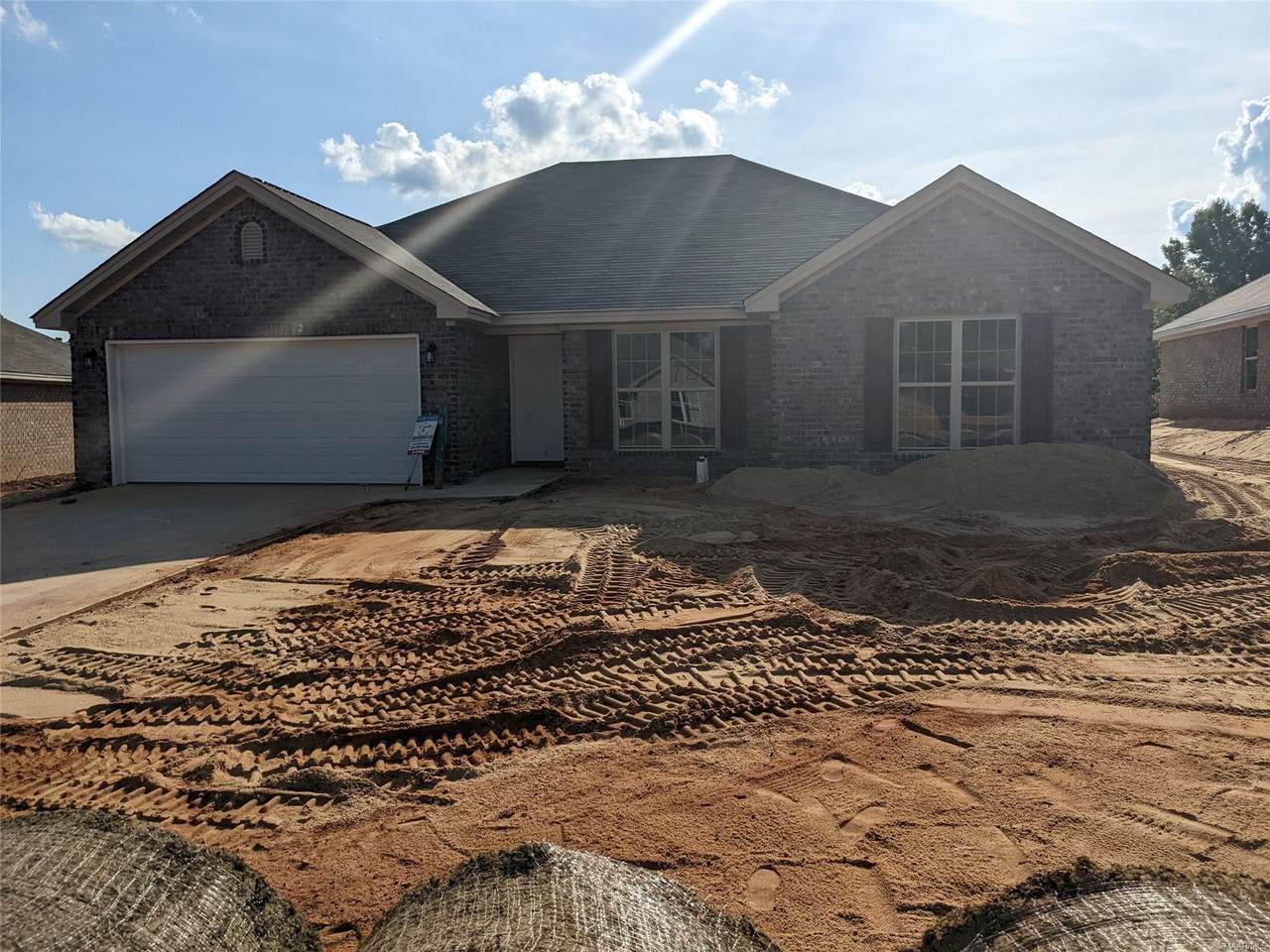 728 Park Lane - Photo 1