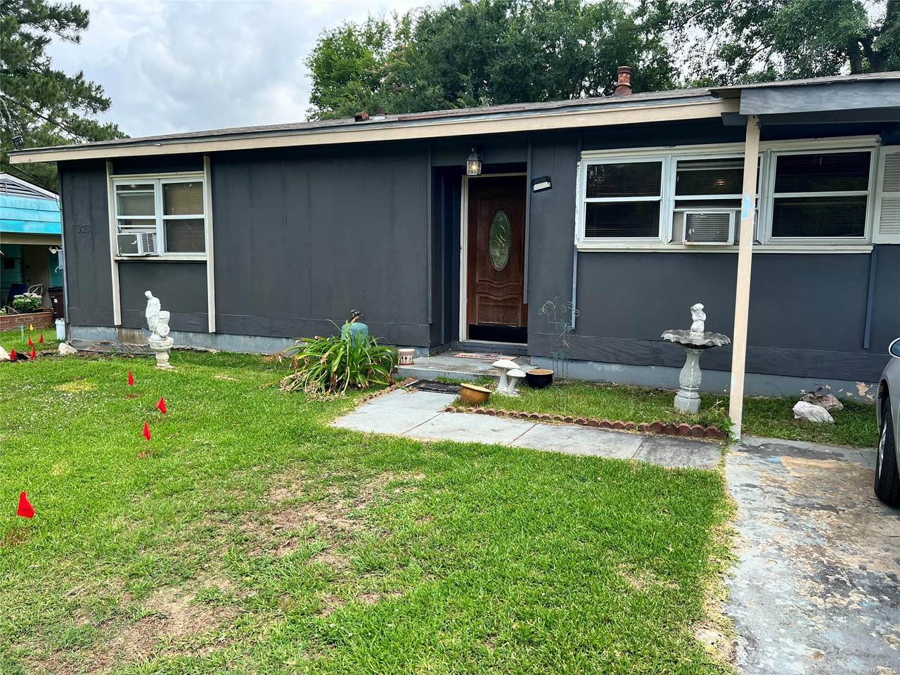 923 Laughlin Circle - Photo 1