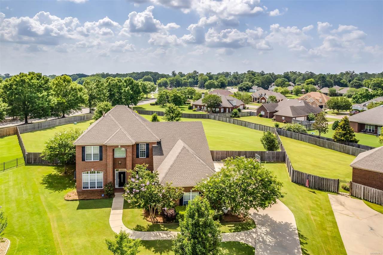 9164 Houndsbay Drive - Photo 1