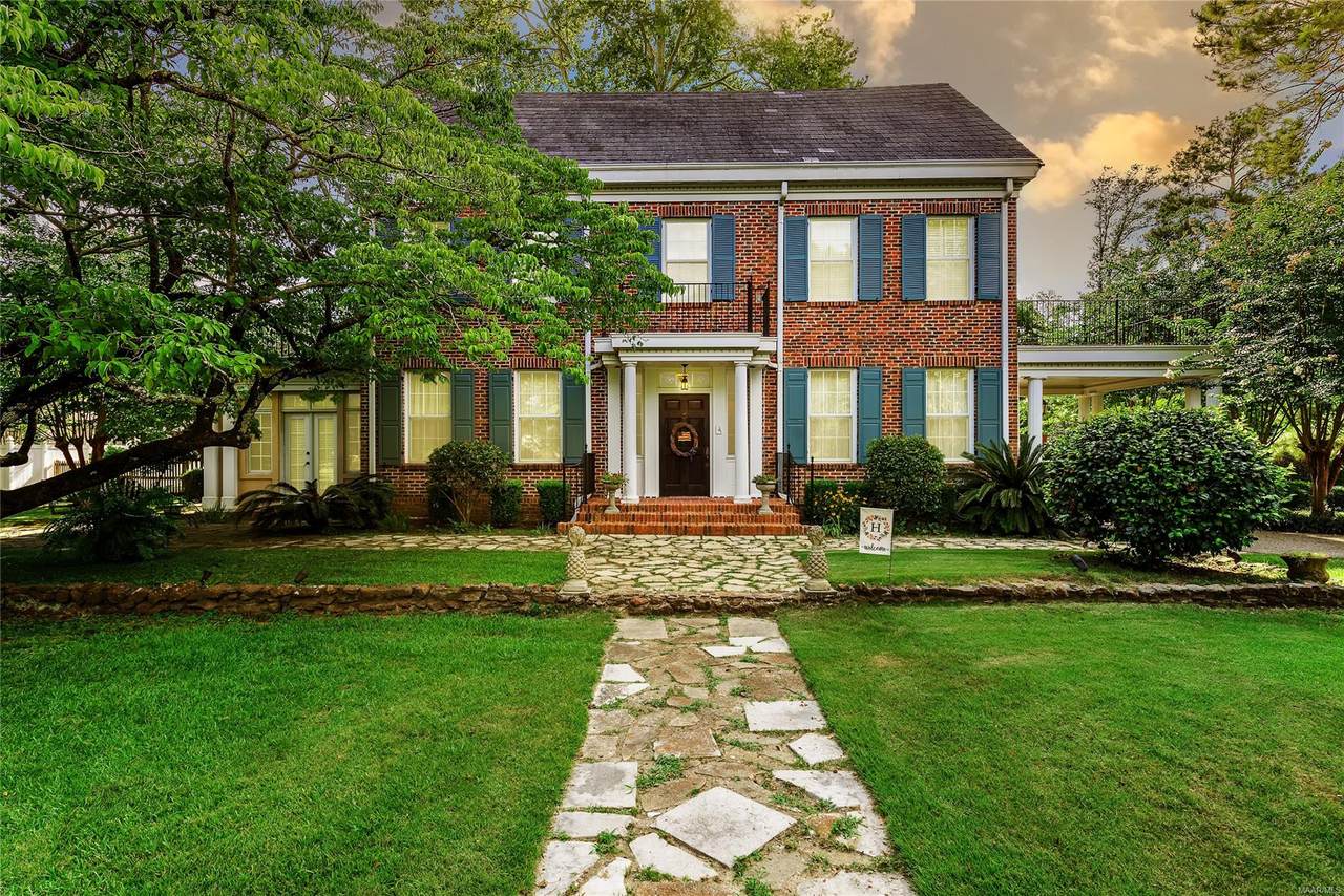 100 Franklin Avenue - Photo 1