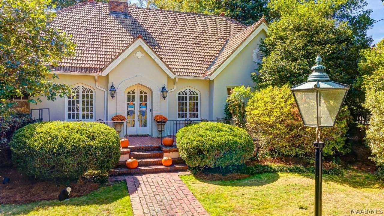 670 Cloverdale Road - Photo 1