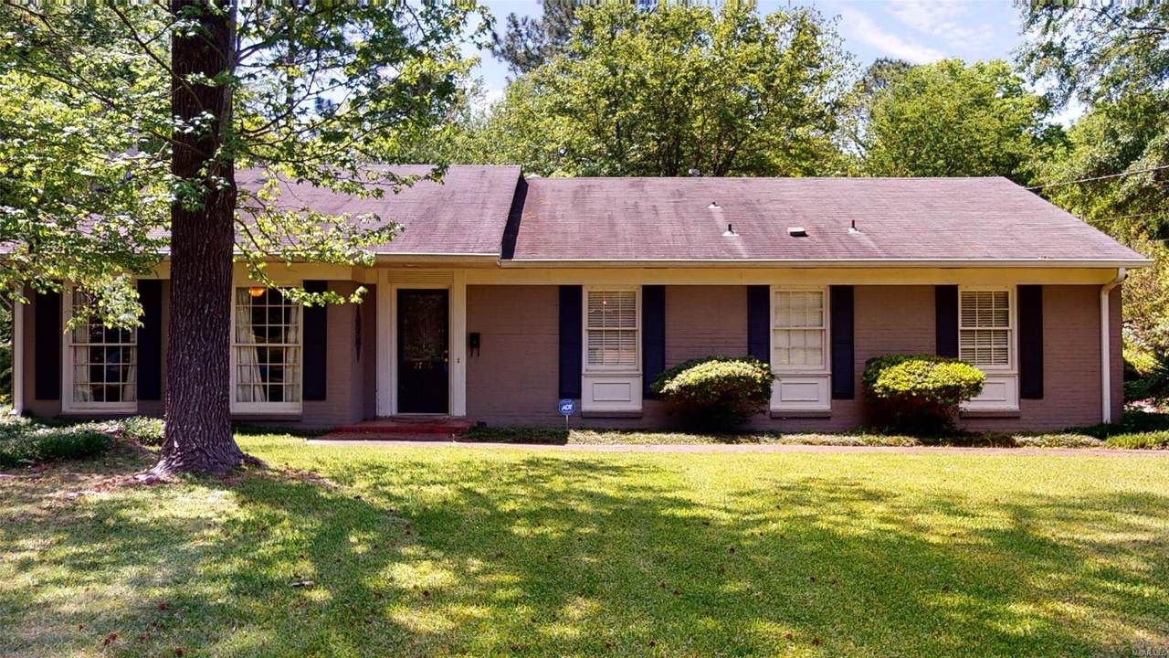 2726 Hermitage Drive - Photo 1