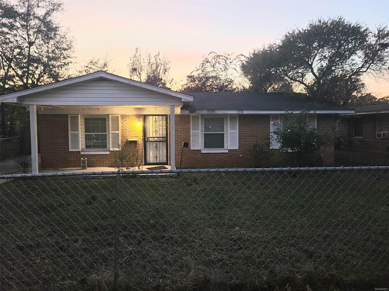 4054 Ardmore Drive - Photo 1
