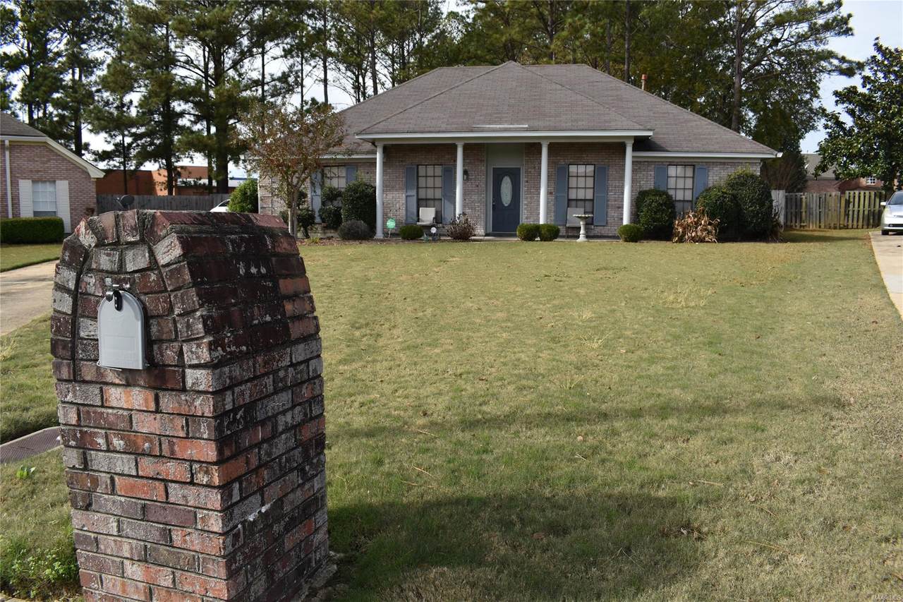 7101 Bennington Court - Photo 1