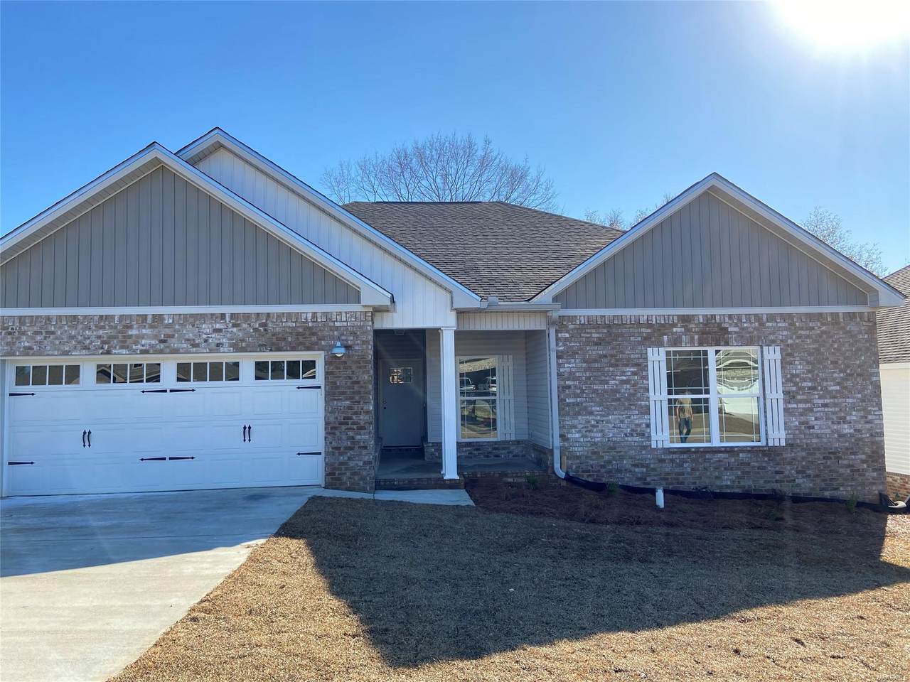 654 Valley Stream Drive - Photo 1