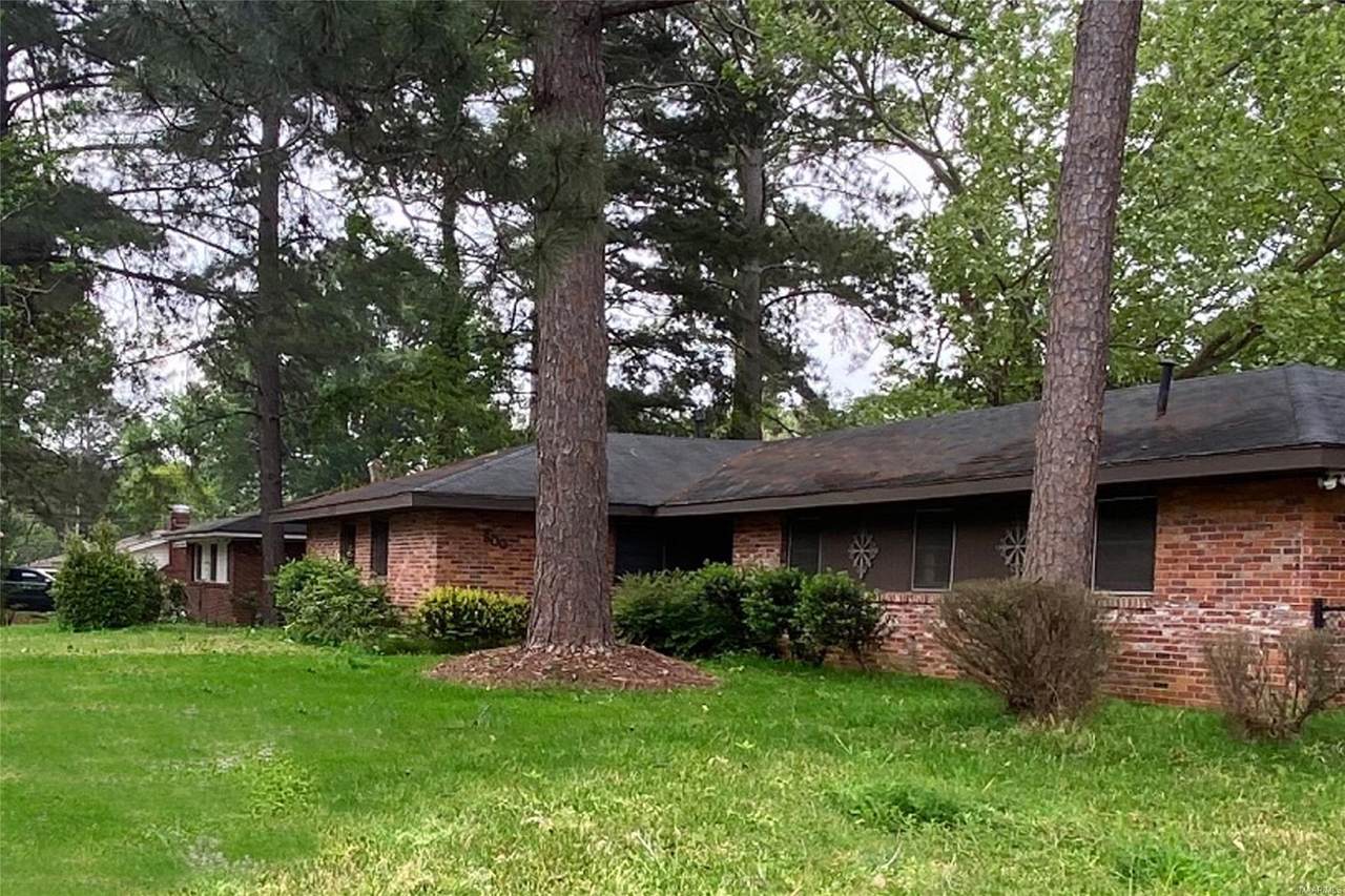 800 Byrne Drive - Photo 1