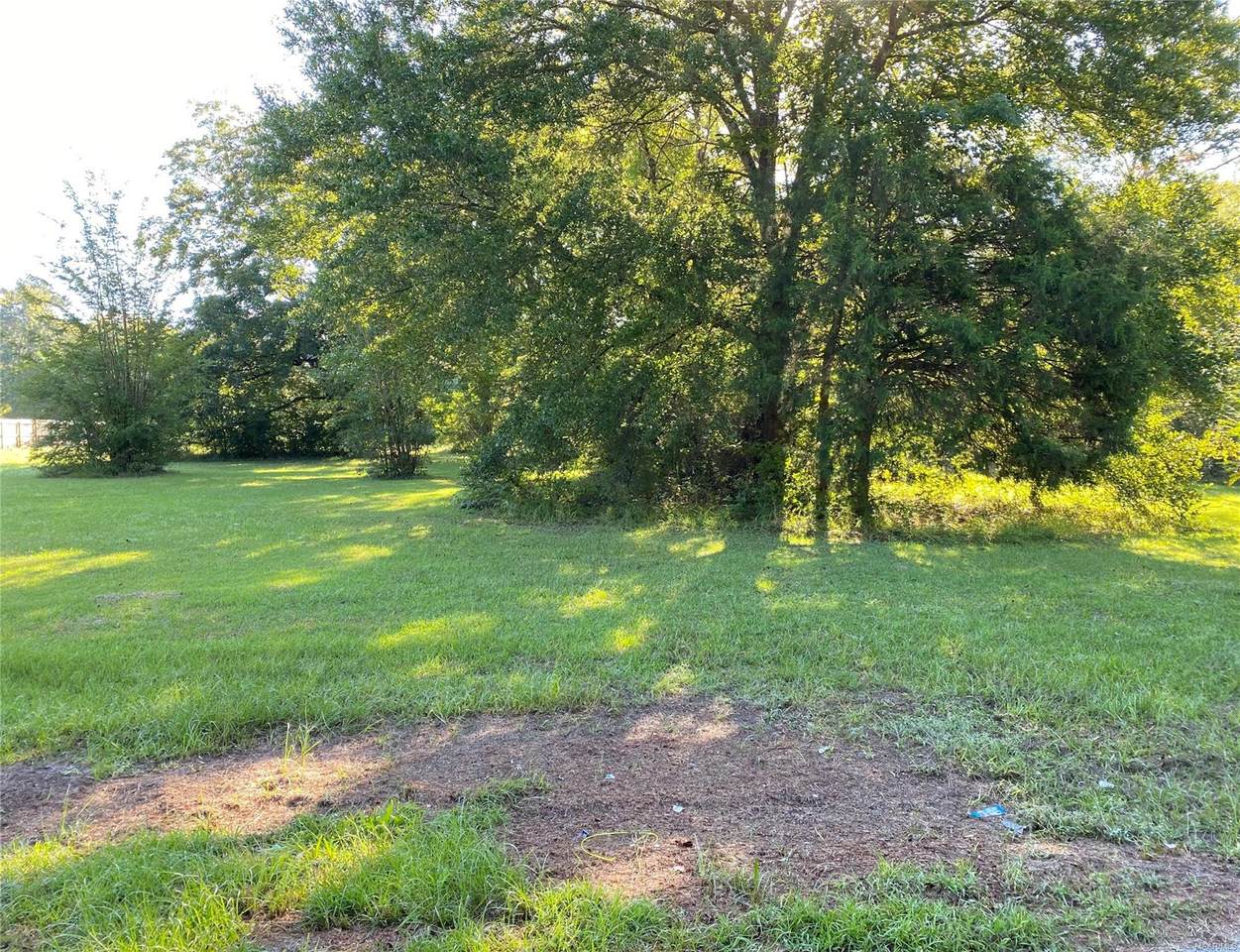 6128 Woodley Circle - Photo 1