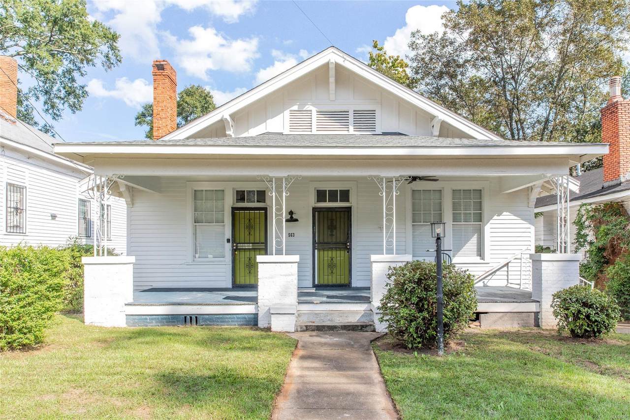 563 Virginia Avenue - Photo 1