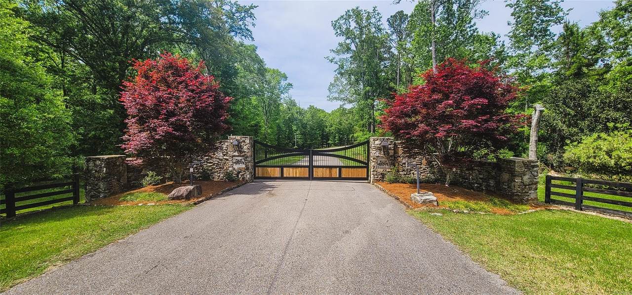 446 Oak View Drive - Photo 1