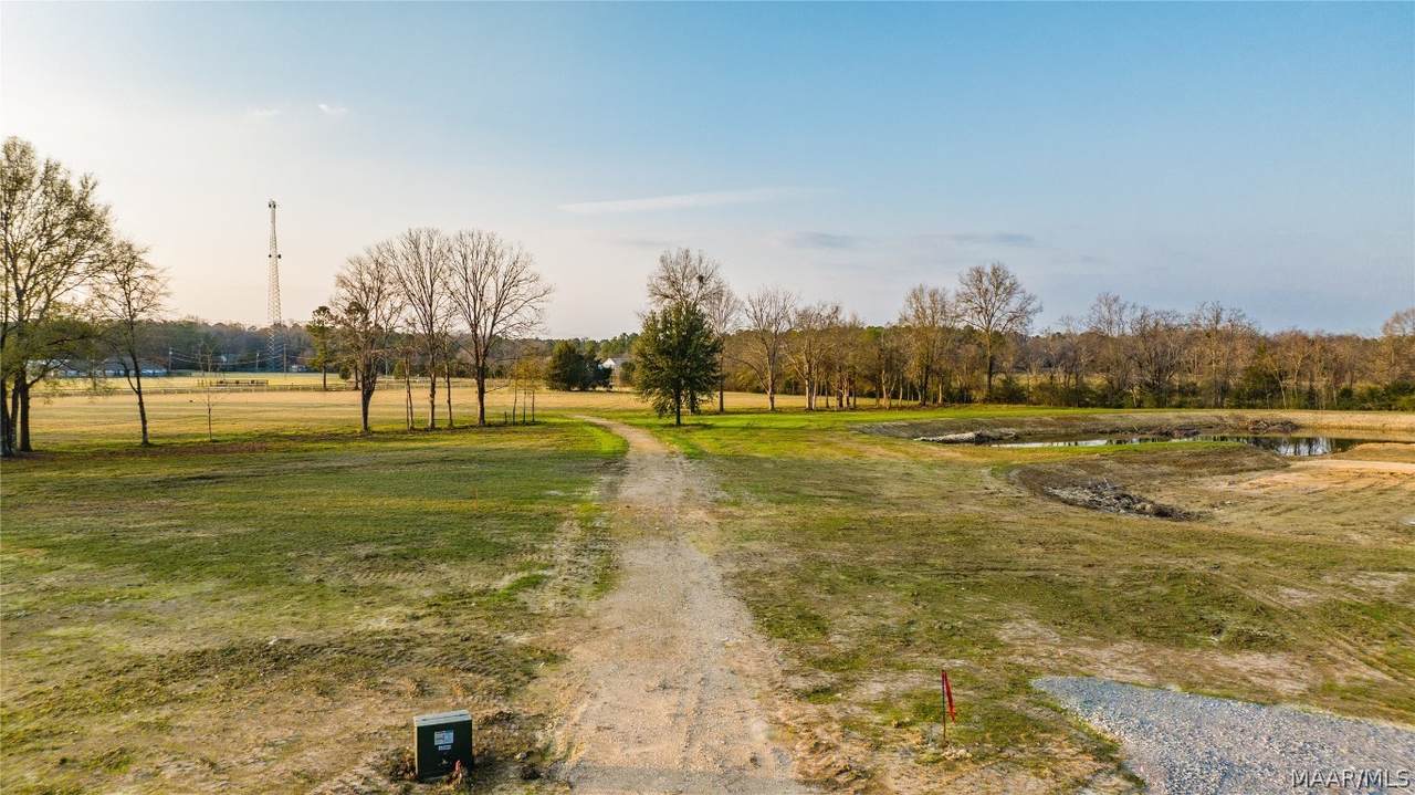 210 Crossing Lane - Photo 1