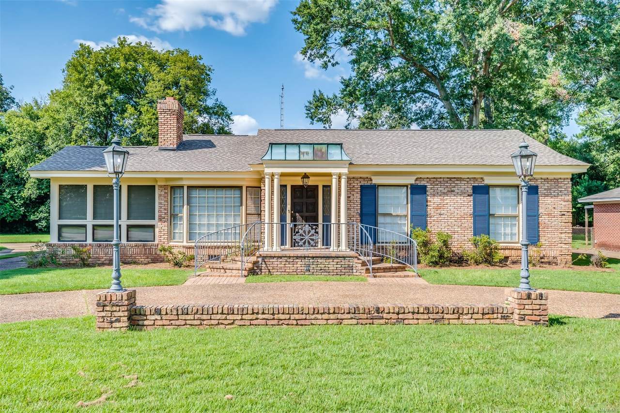 2777 Brevard Avenue - Photo 1