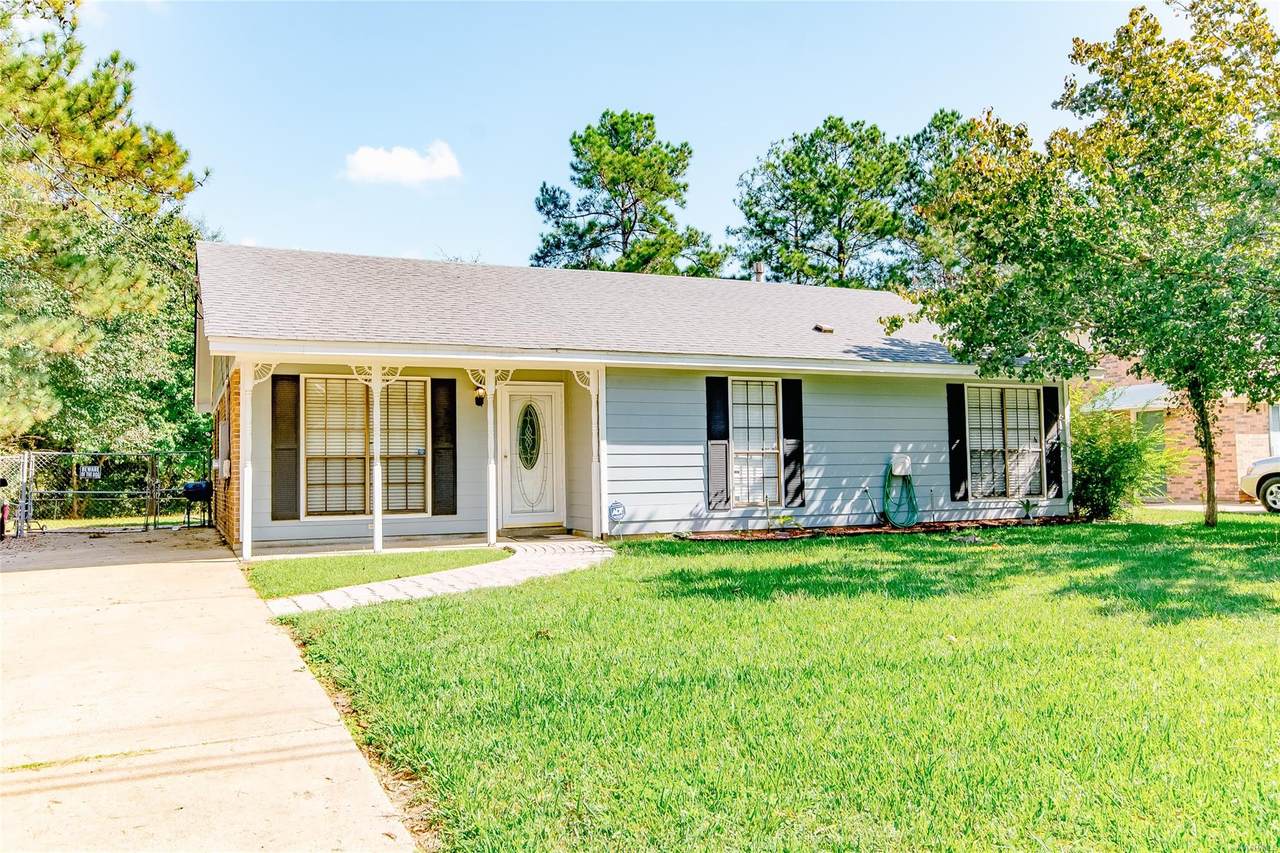4055 Beardsley Drive - Photo 1