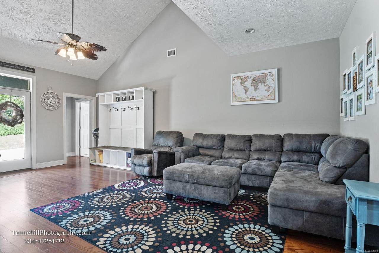 2430 Tanglewood Drive - Photo 1