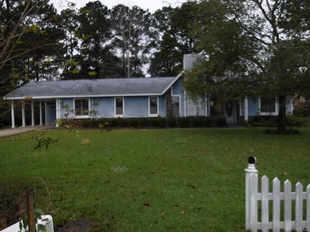 110 Stapleton Drive - Photo 1