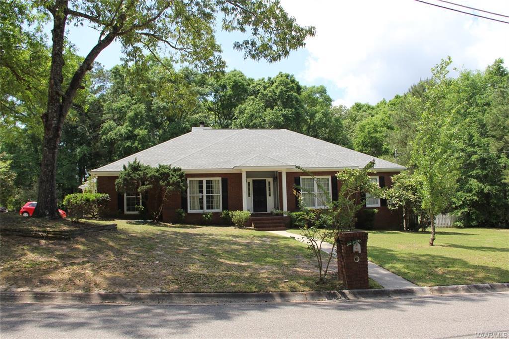 201 Oak Bluff Drive - Photo 1