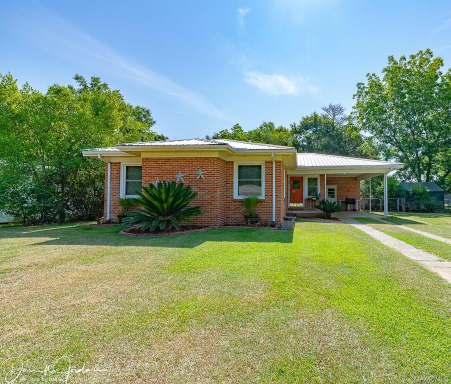 236 Forest Avenue - Photo 1