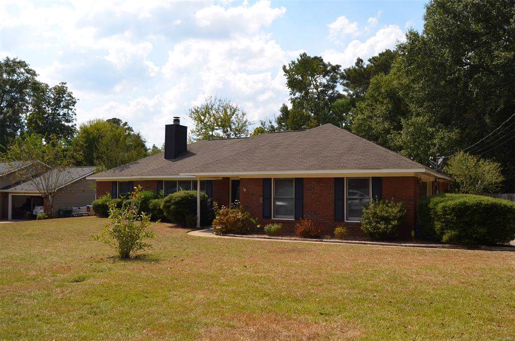 105 Edinburg Drive - Photo 1
