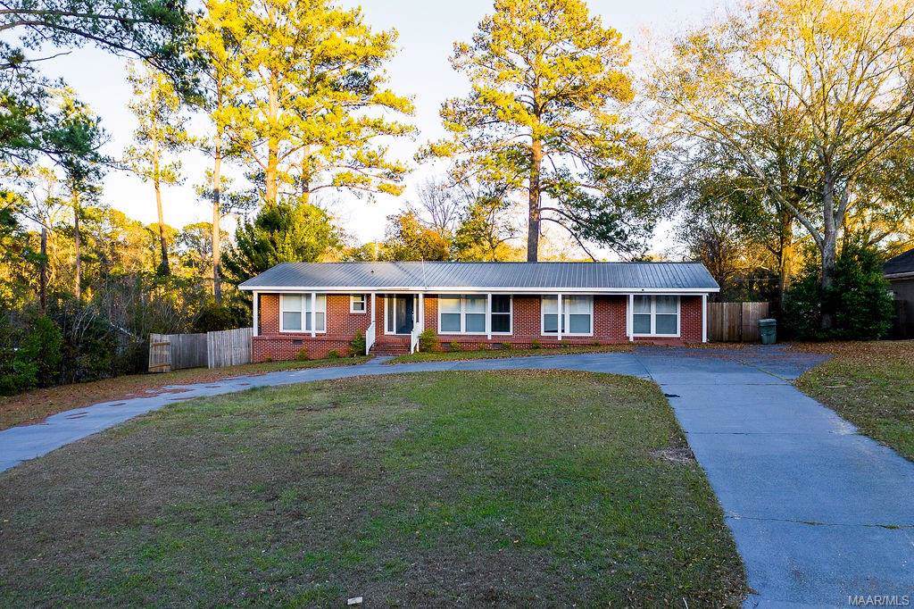 212 Sylvan Drive - Photo 1