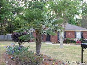6800 Eastern Oaks Court - Photo 1