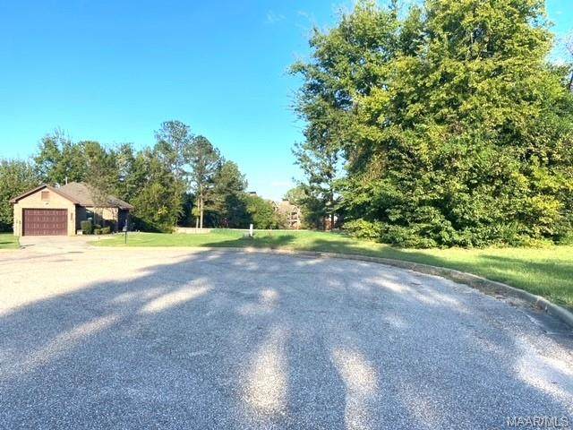 2717 Office Park Circle - Photo 1