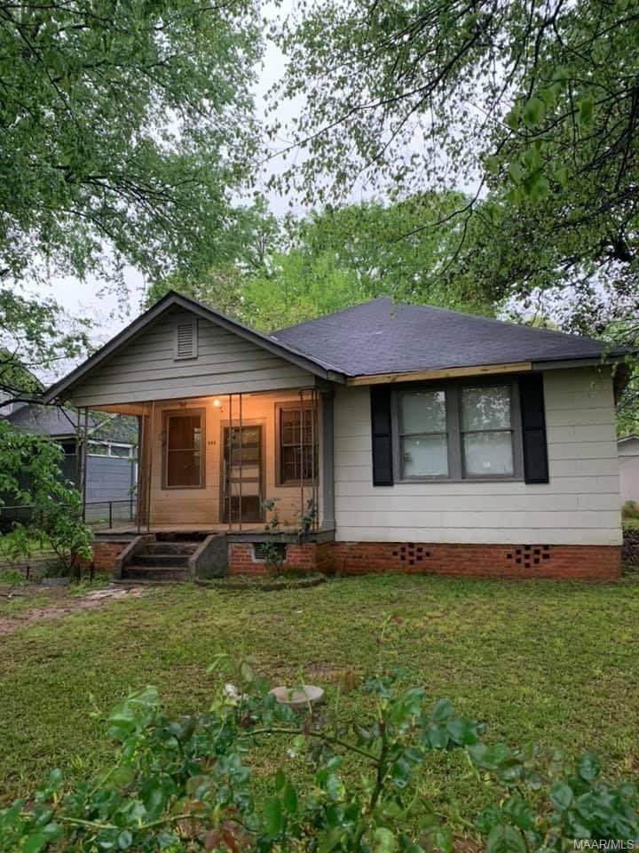 603 6TH Street - Photo 1