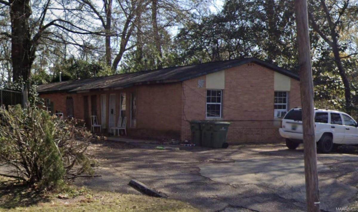 1037 Oak Street - Photo 1