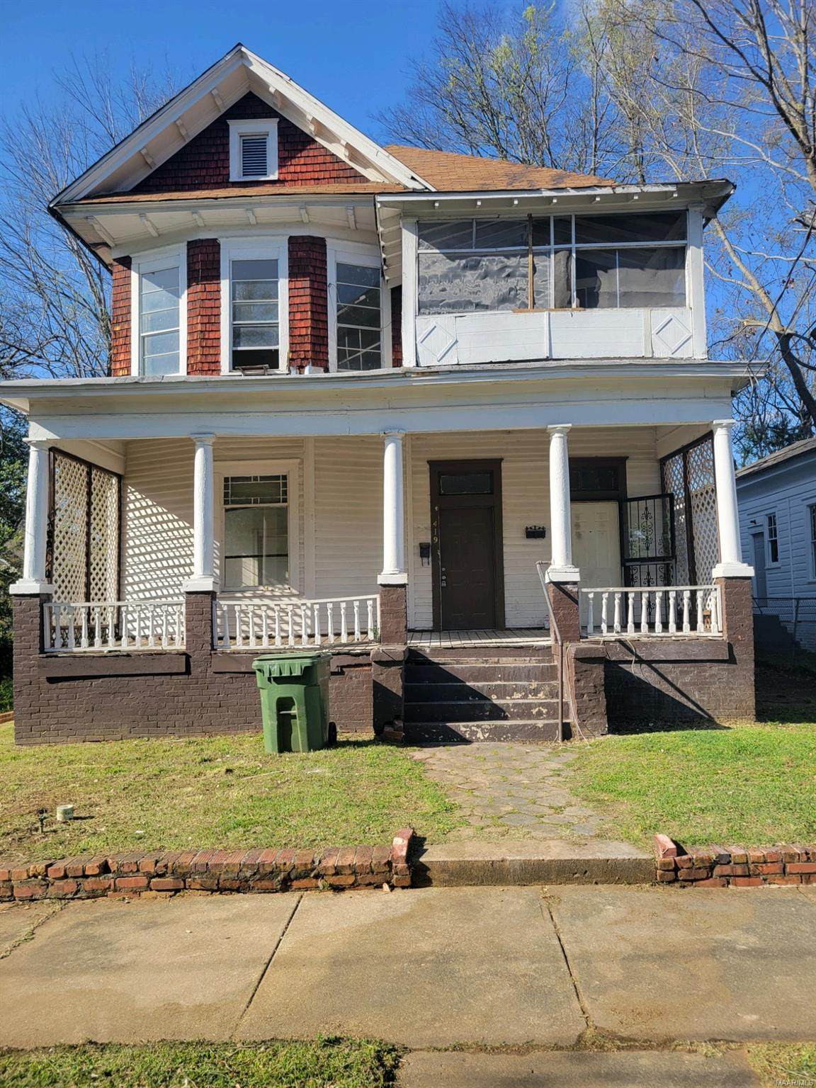 419 Burton Avenue - Photo 1