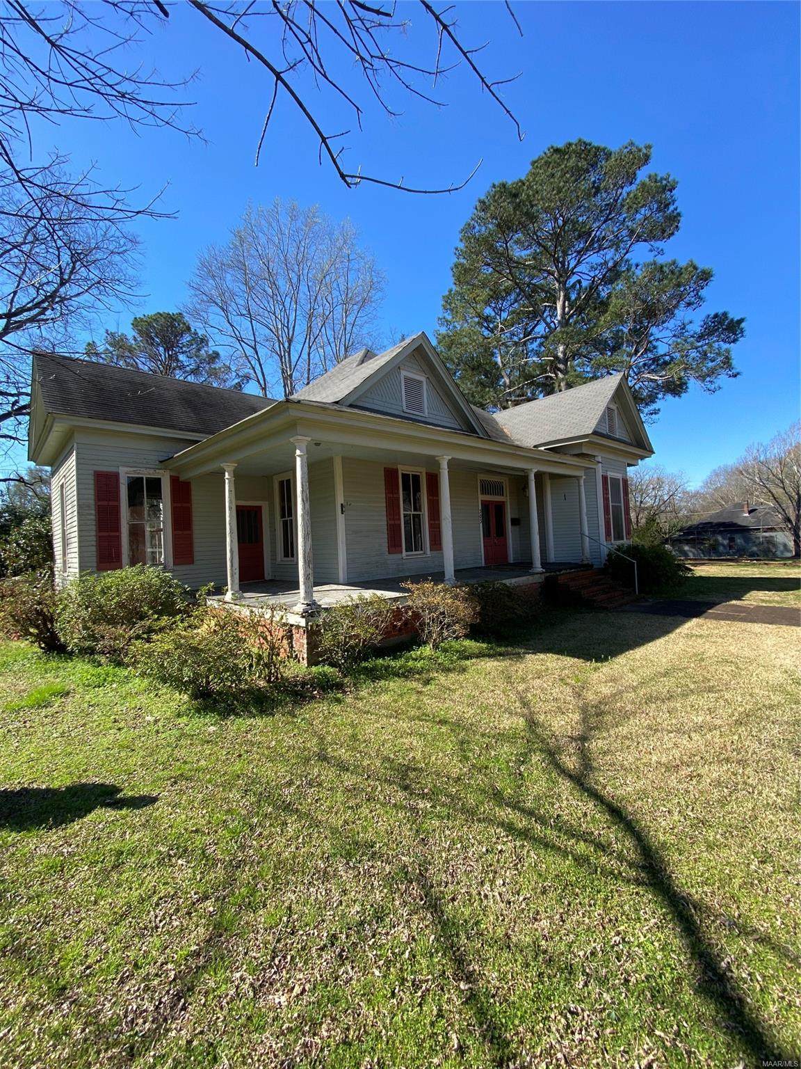303 Dekalb Street - Photo 1