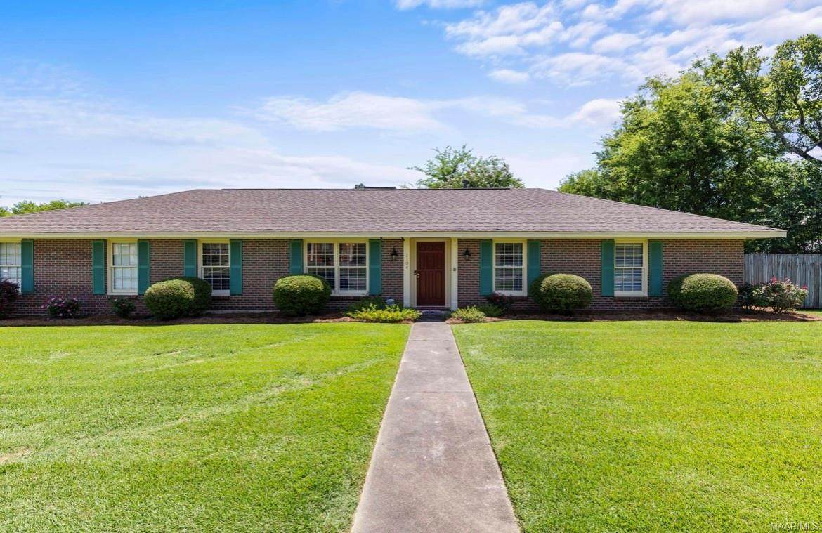2104 Woodmere Loop - Photo 1