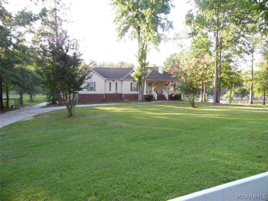 299 Lakeview Drive - Photo 1