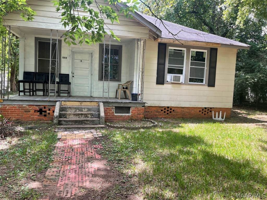 603 6th Street - Photo 1
