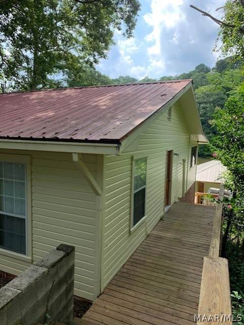 202 Hickory Road - Photo 1