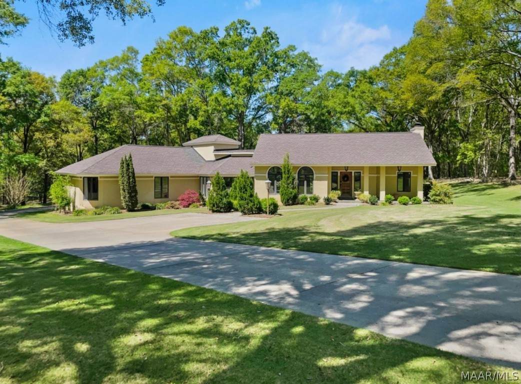 110 Country Club Heights Boulevard - Photo 1