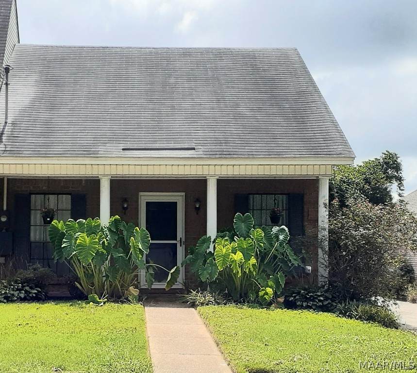 4020 Camellia Drive - Photo 1
