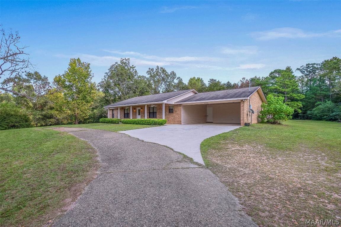 2084 Calvin Loop - Photo 1