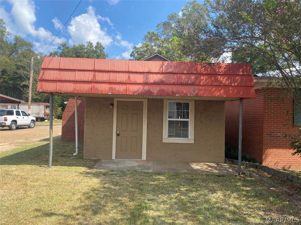 113 Dyess Circle - Photo 1
