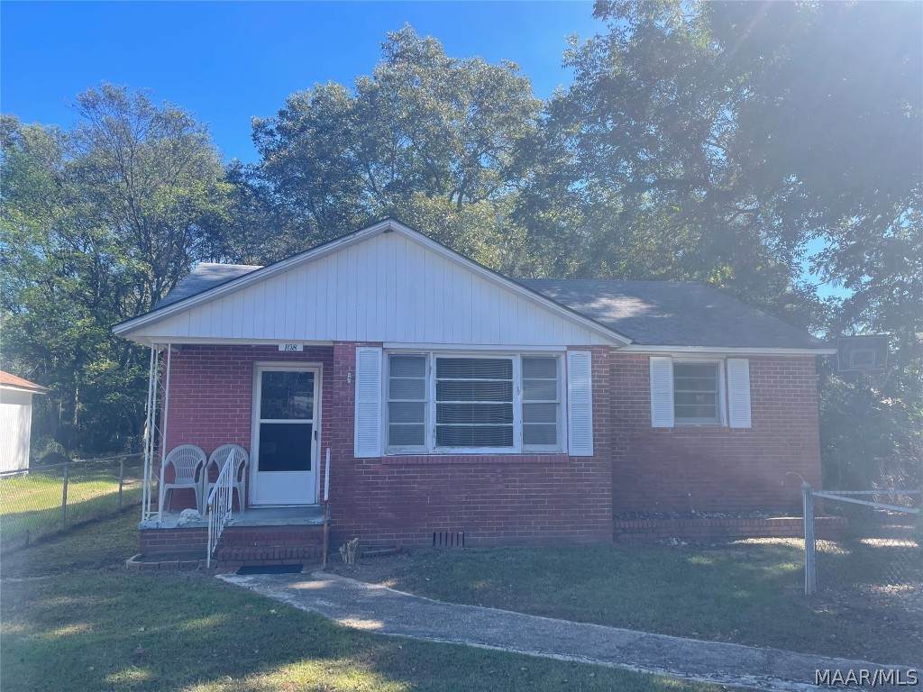 108 Lindberg Avenue - Photo 1