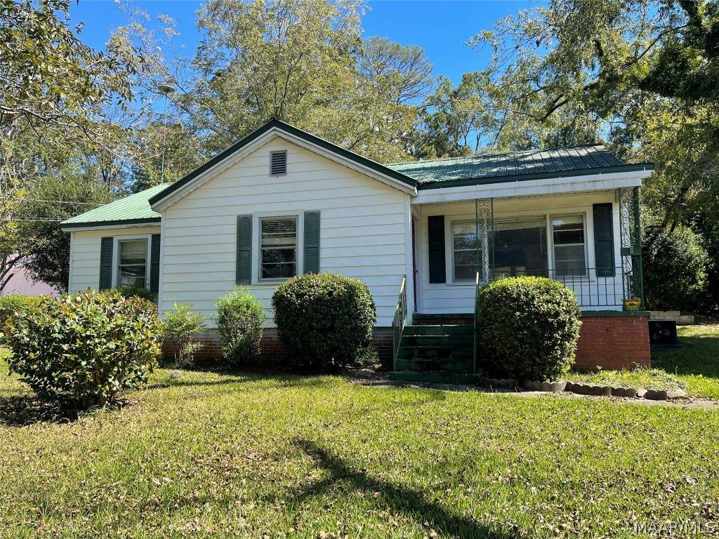 102 Beech Street - Photo 1