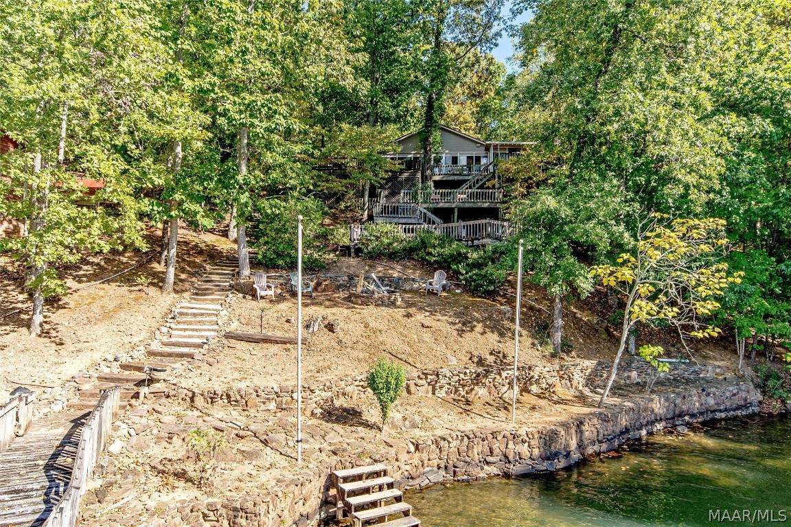 127 Hilltop Drive - Photo 1