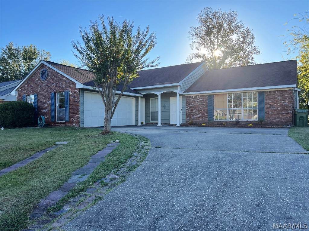2729 Aberdeen Drive - Photo 1