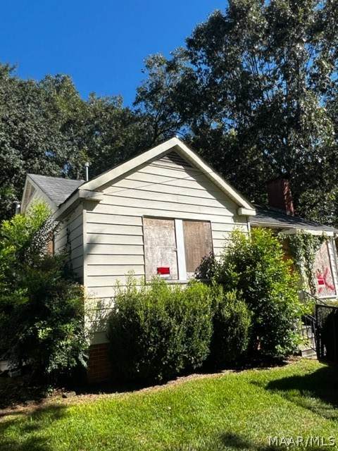 2613 Locust Street - Photo 1