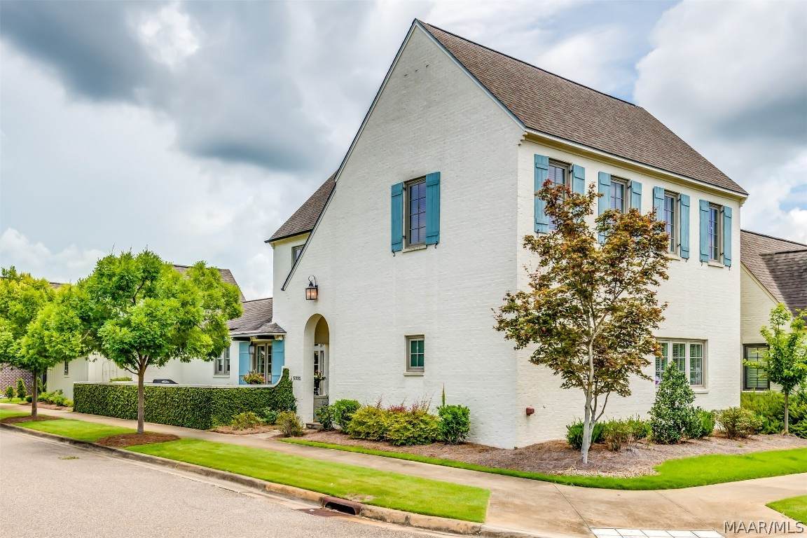 5031 Lower James Street - Photo 1