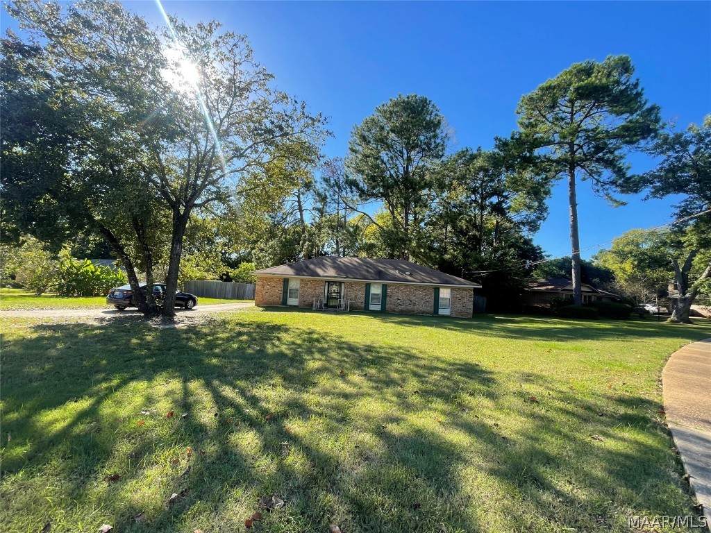 659 Sarver Avenue - Photo 1